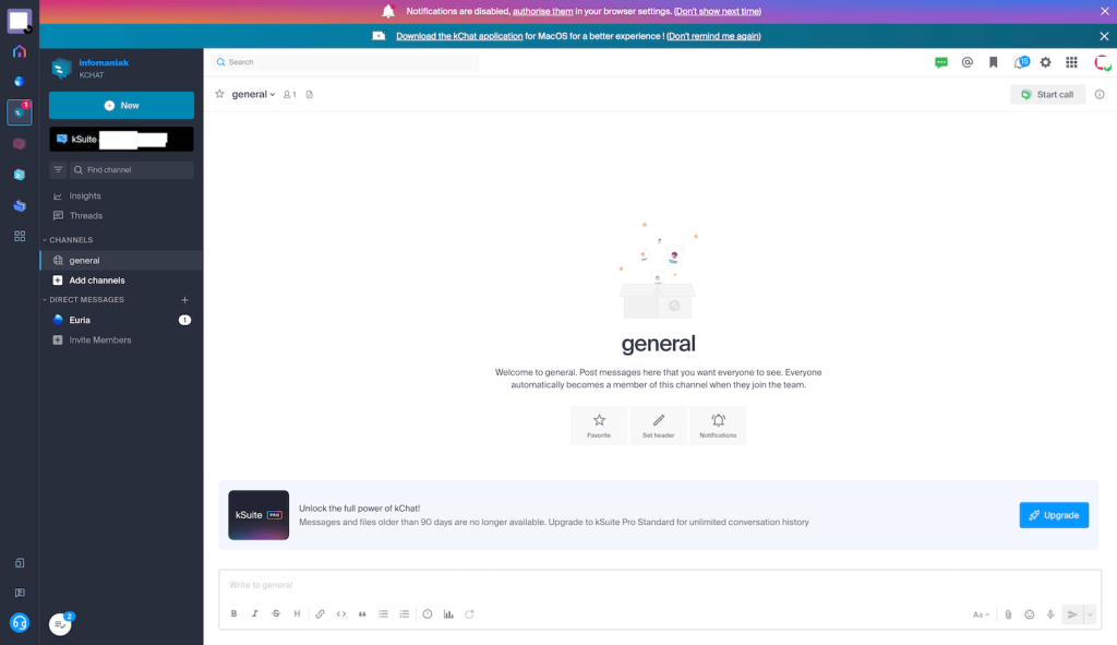 kChat-interface met het algemene kanaal, inclusief welkomstbericht en directe berichten met de Euria AI-assistent.